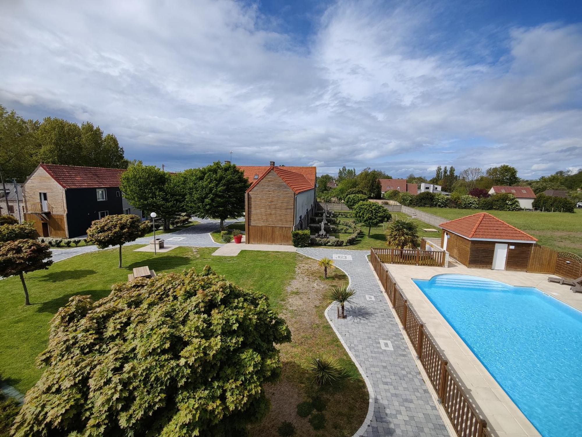 Le Village Du Phare Gouville-sur-Mer Exterior foto